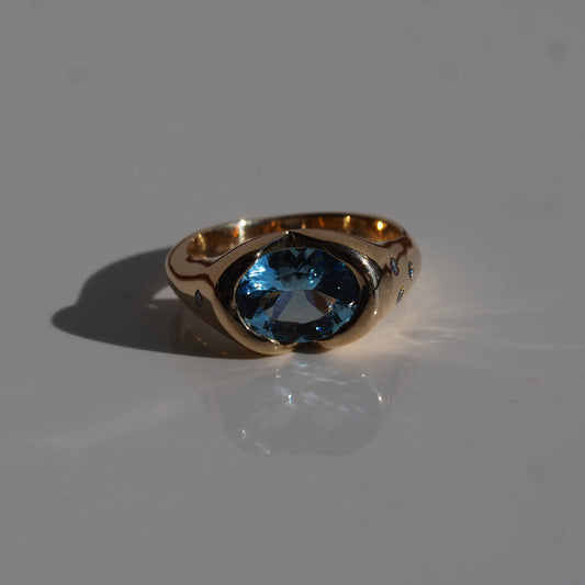 Aquamarine with Ocean Diamonds Ring