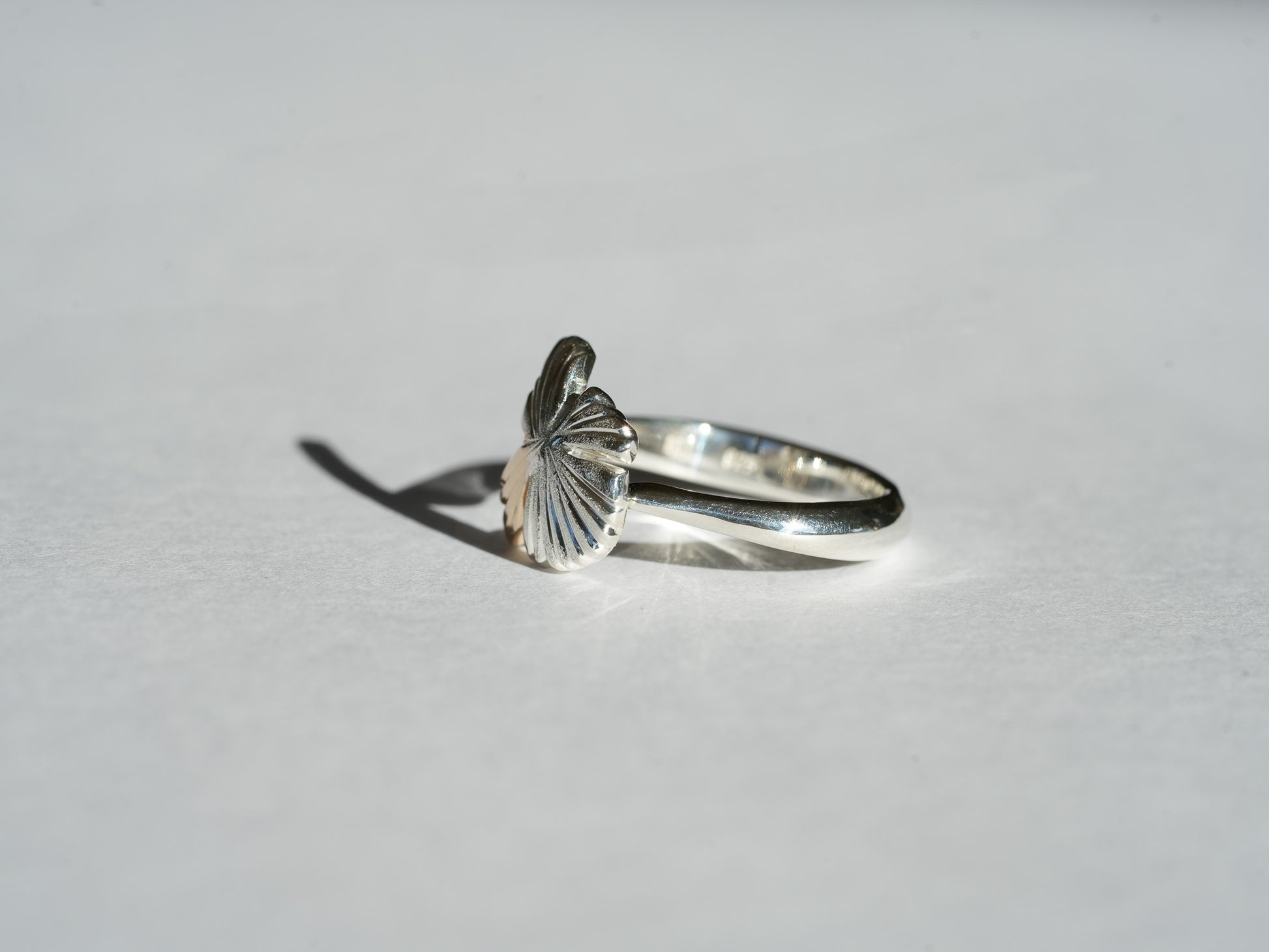 Broken Shell Flower Ring