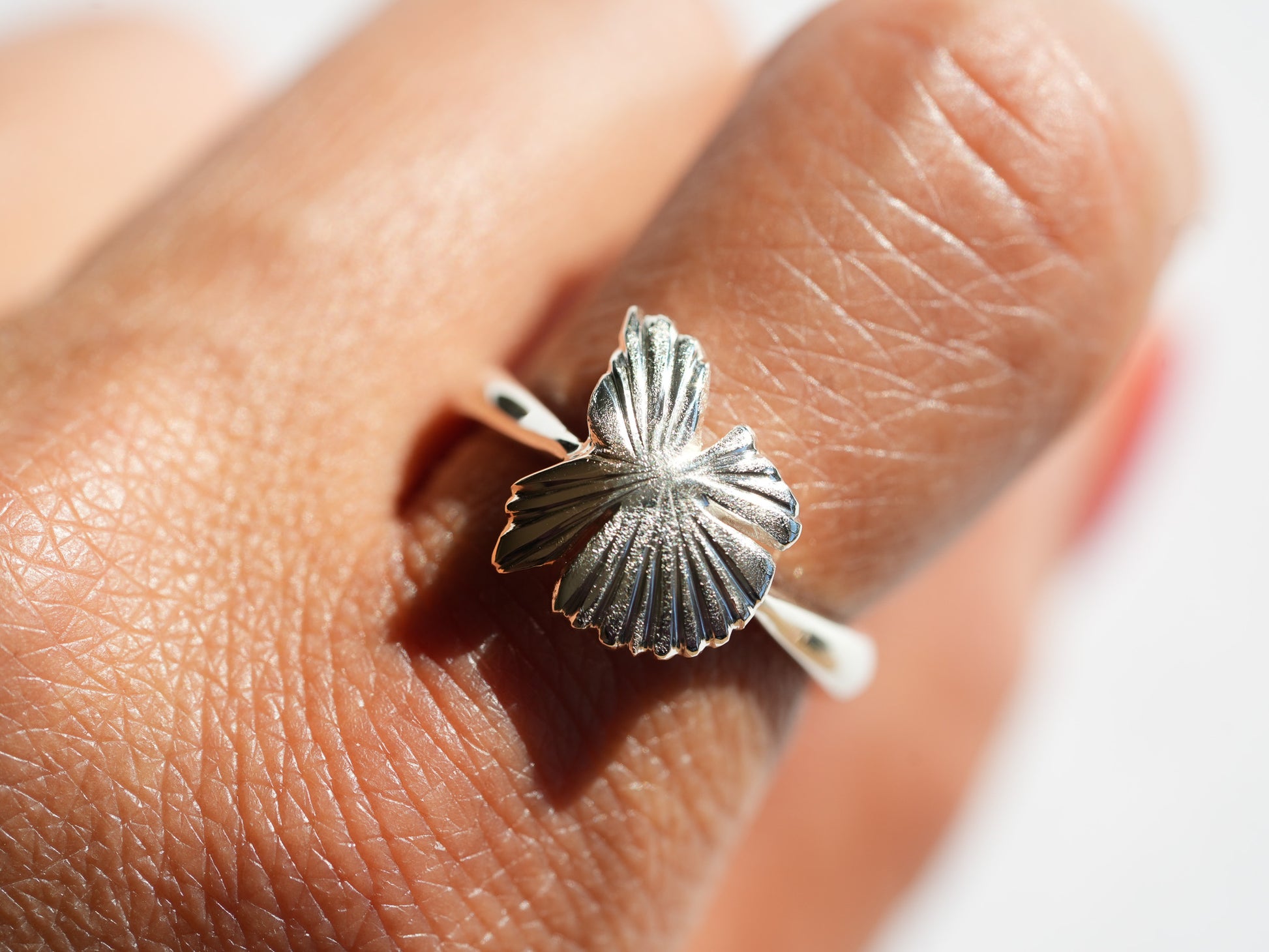 Broken Shell Flower Ring