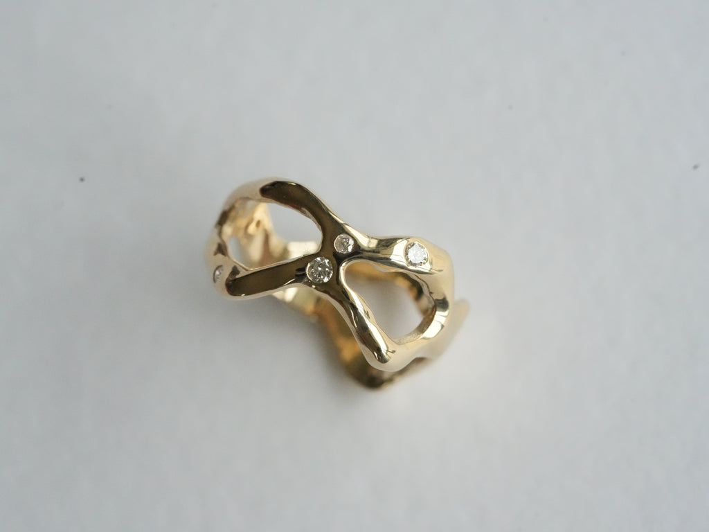 Rocky Ring with Ocean Diamond