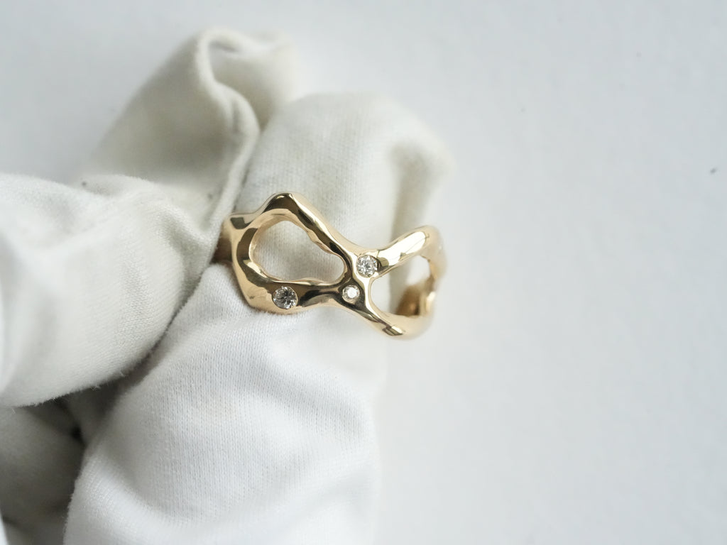 Rocky Ring with Ocean Diamond